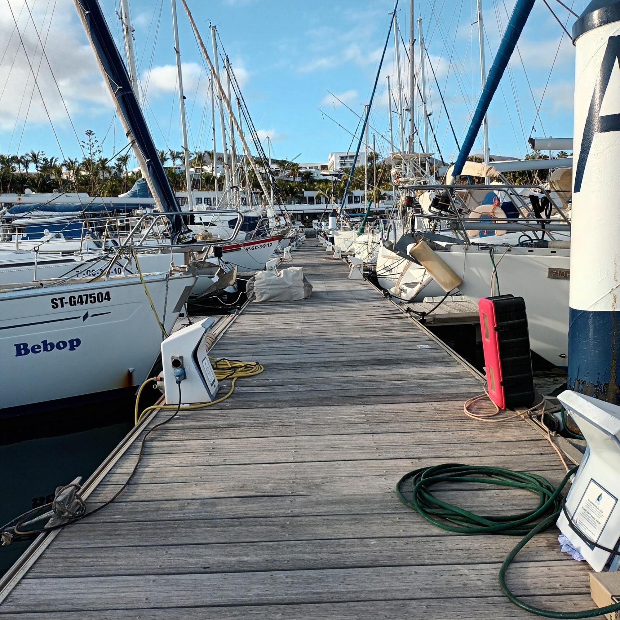 Botel Spirit Of Shackleton Yacht *